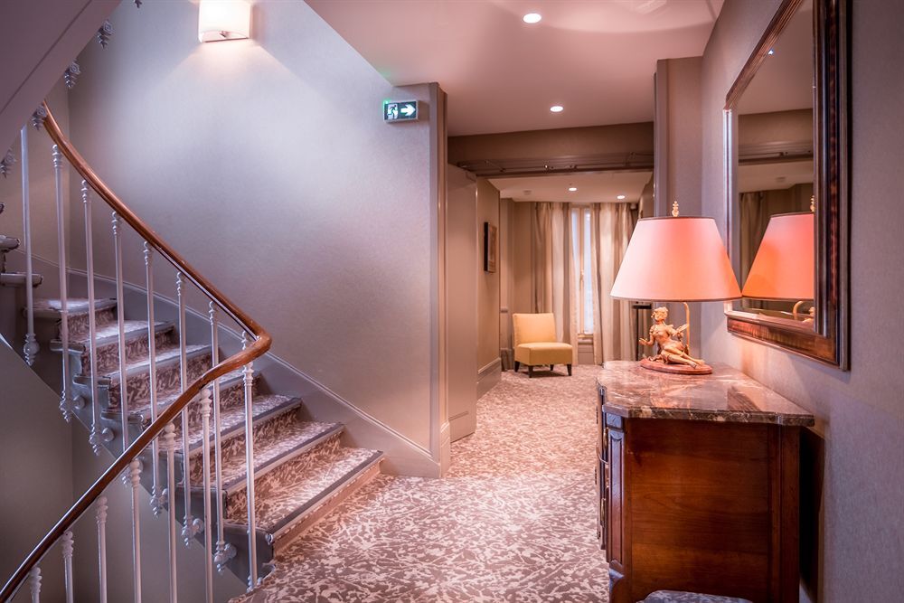 Balmoral Champs Elysees Párizs Kültér fotó